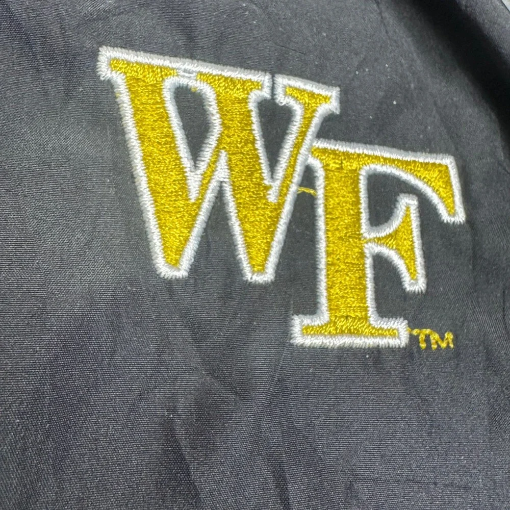 Under Armour Wake Forest‎ WF Demon Deacons AllSeasonGear Lightweight Jacket SM